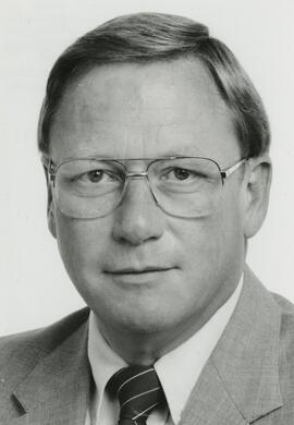 Headshot of Chuck Brictson.