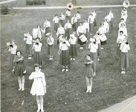 falconettes playing instruments