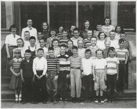 4th grade class, 1949-1950.