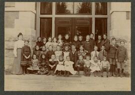 4th grade campus school class photo, circa 1900.