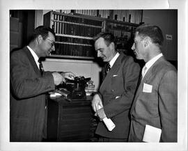 Hudson: Events, miscellaneous, meeting of Wis. Press Ass'n at Star-Observer, l to r Ramsey, Curtis Gaylord, Keith Ramen, 1952