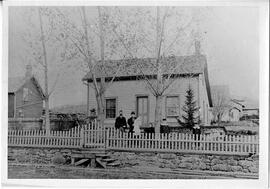 Pierce County: Rock Elm Township, residences, W. T. Churchill home, W. T. & wife, children: G...