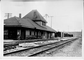 Hudson: railroads, depot, undated