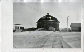 St. Croix County: agriculture, buildings, barns, round, north of Baldwin on Hwy 63, undated