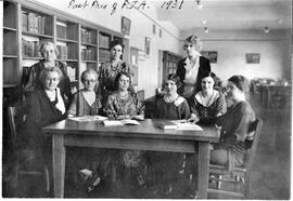 River Falls: Schools, public, people/students, 1931
