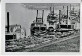 Prescott: views, Levee, steamboats, undated