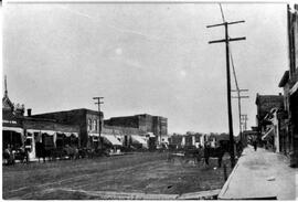 Main Street in River Falls, circa 1912