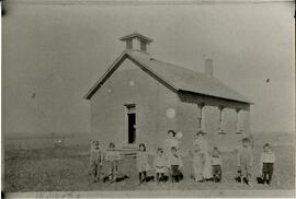 St. Croix County: Schools, Richmond Township, teacher: Agnes Stevens Cullen, students: Ed Casey, Clarence Casey, Margarete Phillips, Alice Podden, Tom Kane, ? Berg, Mike Kane, W.M. Phillips, Irving Kane, undated