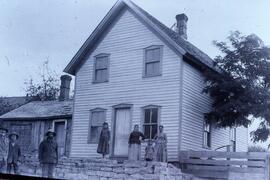 Lewis and Elvira Blunt farm house, circa 1890