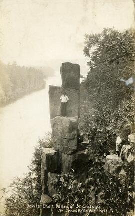 Devil's Chair, St. Croix Falls, Wisconsin