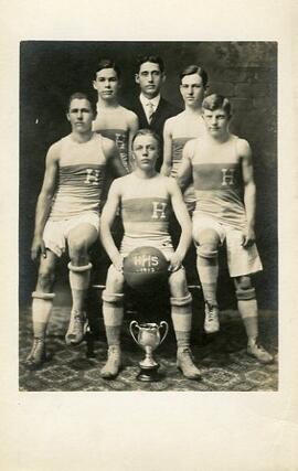 Hudson High School basketball team, 1912