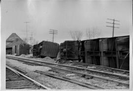 Hudson: railroads, railroad wreck near Hudson, train derailment, undated