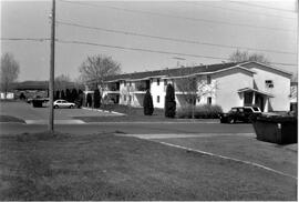 Residential housing in River Falls, 1990